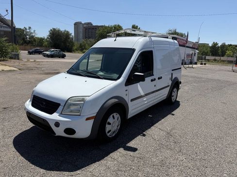 Used 2013 Ford Transit Connect XLT image 1