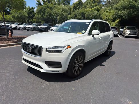 Used 2023 Volvo XC90 B5 Core w/ Protection Package Premier AWD/4WD image 7