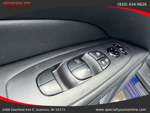 Used 2020 Nissan Pathfinder S image 33