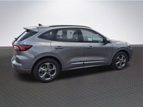 Used 2024 Ford Escape ST-Line Select w/ Tech Pack #1 AWD/4WD image 4