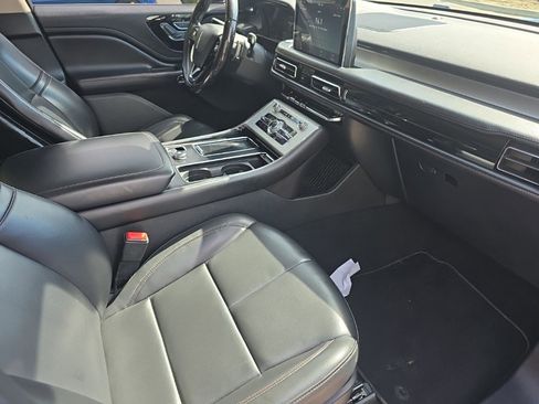 Used 2020 Lincoln Aviator 2WD image 12