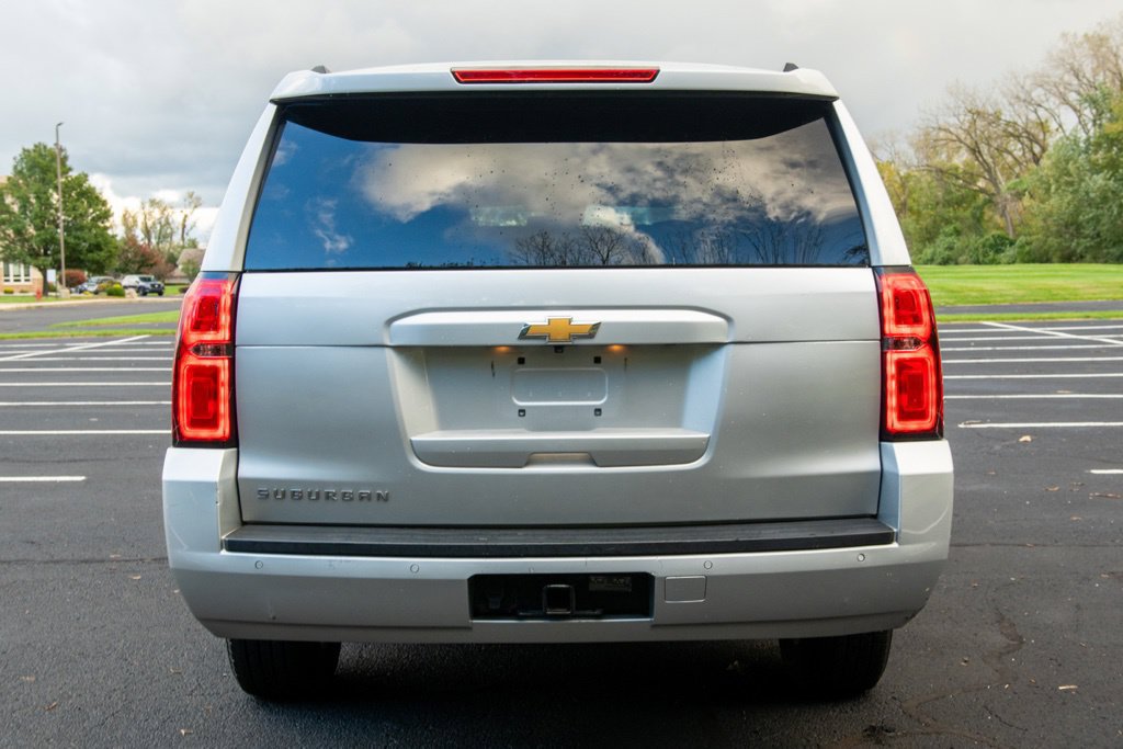 Used 2020 Chevrolet Suburban LT AWD/4WD image 8
