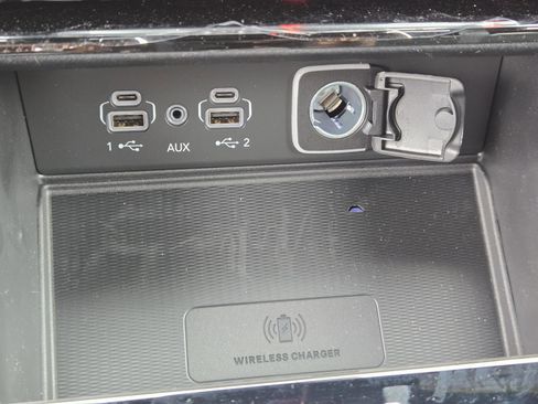 New 2025 Jeep Grand Cherokee L Altitude image 12