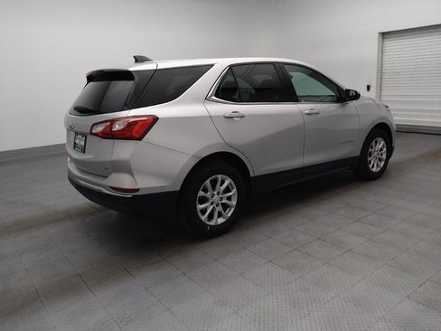 Used 2020 Chevrolet Equinox LT w/ Driver Convenience Package FWD image 10
