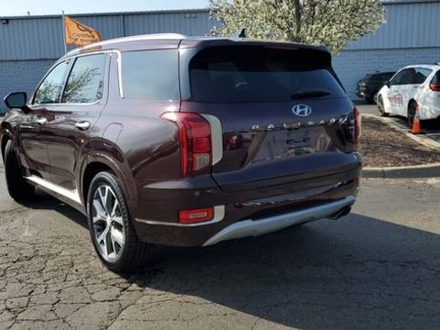 Used 2021 Hyundai Palisade Limited AWD/4WD image 2