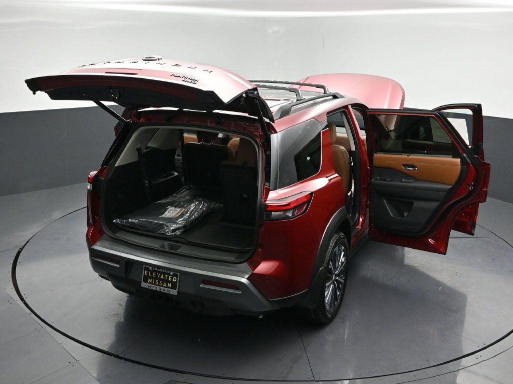 New 2026 Nissan Pathfinder Platinum AWD/4WD image 35