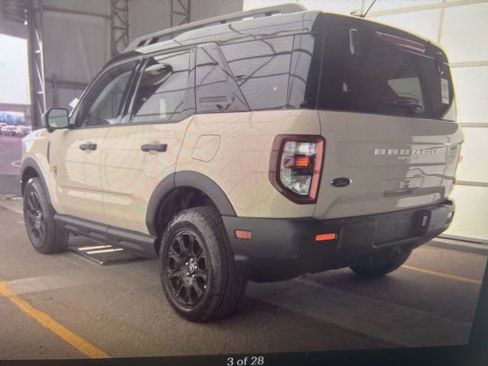 Used 2025 Ford Bronco Sport Badlands image 3