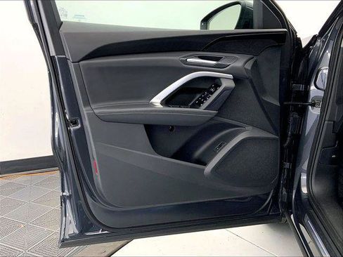 Certified 2025 Audi Q5 Premium w/ Convenience Package AWD/4WD image 27
