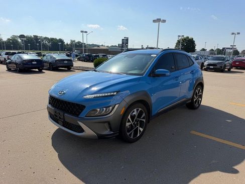 Used 2022 Hyundai Kona Limited w/ Cargo Package AWD/4WD image 6