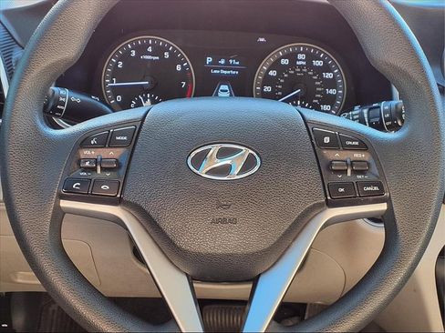 Used 2021 Hyundai Tucson SEL image 17