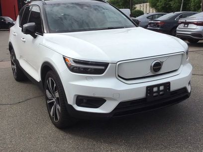 Used 2021 Volvo XC40 P8 Recharge w/ Advanced Package
