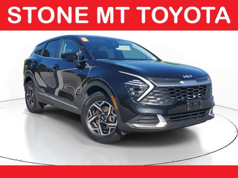 Used 2025 Kia Sportage LX AWD/4WD image 1