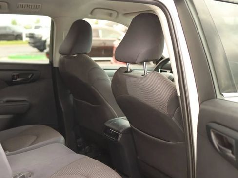 Used 2020 Toyota Highlander L AWD/4WD image 50