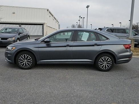 Used 2021 Volkswagen Jetta S image 3