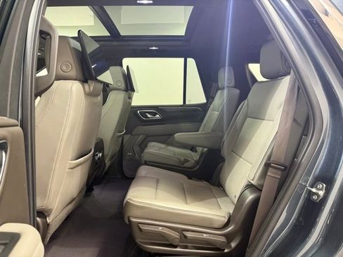 Used 2021 GMC Yukon SLT w/ SLT Premium Package image 25