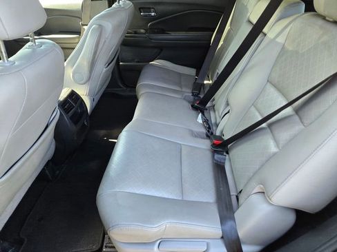 Used 2020 Honda Passport EX-L image 11