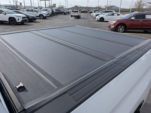 Used 2021 Toyota Tundra Platinum image 10