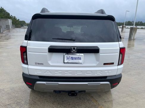 Certified 2026 Honda Passport TrailSport image 6