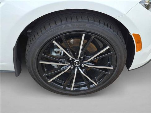 Used 2025 MAZDA MX-5 Miata RF Grand Touring RWD image 21