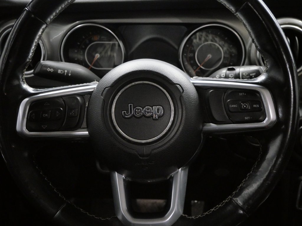 Used 2019 Jeep Wrangler Unlimited Sahara AWD/4WD image 25