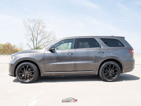 Used 2019 Dodge Durango R/T w/ Technology Group AWD/4WD image 4