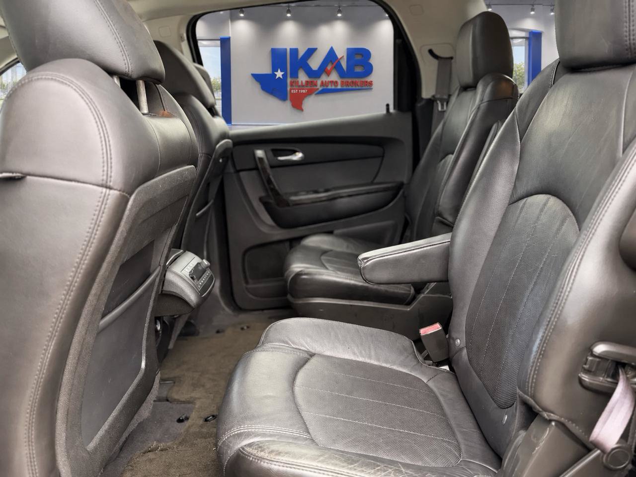 Used 2012 GMC Acadia Denali FWD image 17