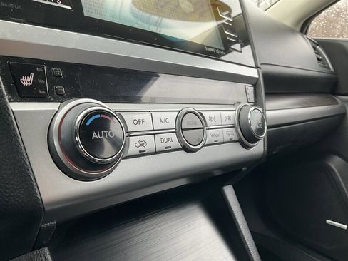 Used 2016 Subaru Legacy 3.6R Limited image 35