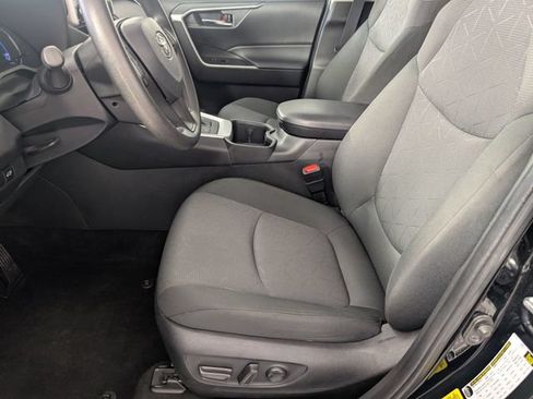 Used 2024 Toyota RAV4 XLE w/ Convenience Package AWD/4WD image 12