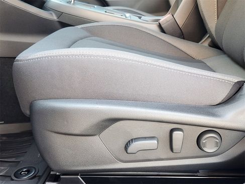 New 2025 Subaru Crosstrek 2.5i Premium image 18