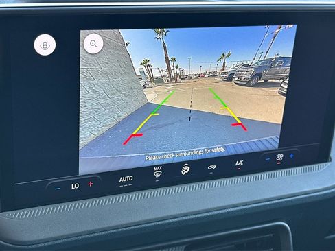 New 2025 Ford Maverick XL w/ Equipment Group 102A image 18