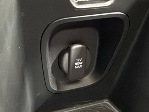 Certified 2025 Honda Accord SE image 34