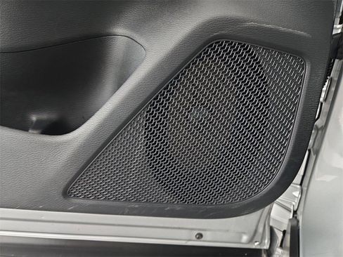 Used 2023 Mitsubishi Outlander SEL image 30