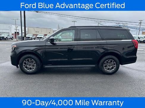 Certified 2025 Ford Expedition Active AWD/4WD image 4