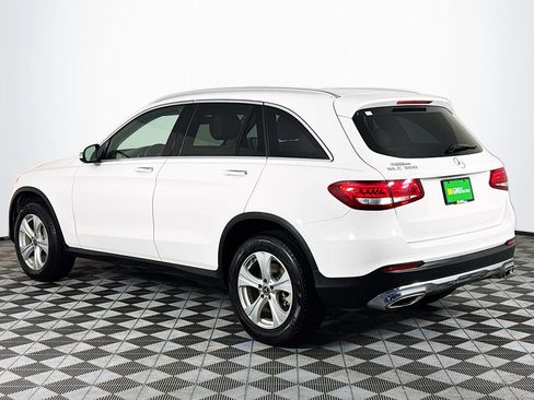 Used 2018 Mercedes-Benz GLC 300 w/ Premium Package image 6