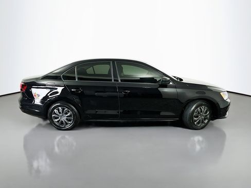 Used 2016 Volkswagen Jetta S image 8