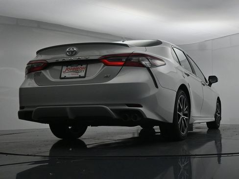 Used 2023 Toyota Camry SE FWD image 36
