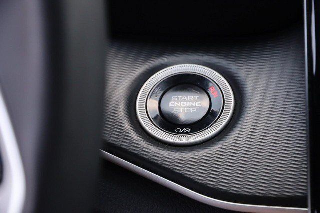 Used 2024 Jeep Grand Cherokee Altitude AWD/4WD image 15