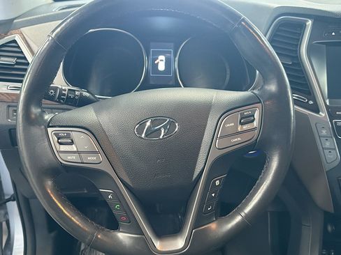 Used 2017 Hyundai Santa Fe Limited AWD/4WD image 17