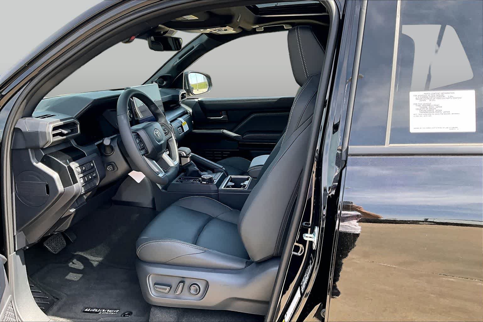 New 2026 Toyota 4Runner Limited AWD/4WD image 9