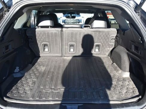 Used 2021 Subaru Outback Limited w/ Popular Package #2 AWD/4WD image 41