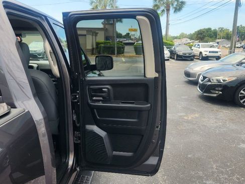 Used 2016 RAM 1500 Express AWD/4WD image 13