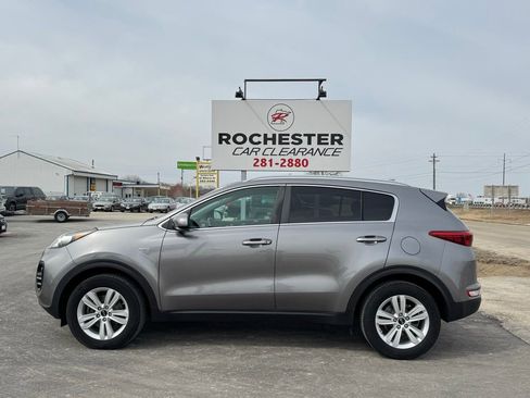 Used 2018 Kia Sportage LX w/ LX Popular Package image 2