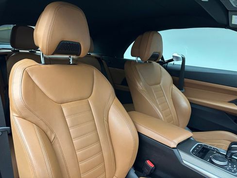 Used 2021 BMW M440i Convertible w/ Premium Package image 6