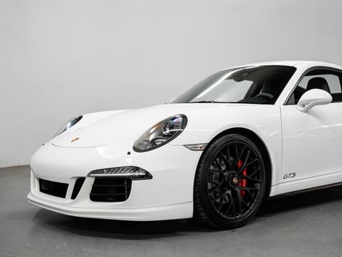 Used 2016 Porsche 911 Carrera GTS RWD image 29