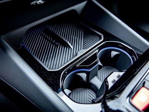 New 2026 BMW M5 w/ Carbon Package AWD/4WD image 19