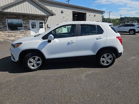 Used 2018 Chevrolet Trax LS AWD/4WD image 6
