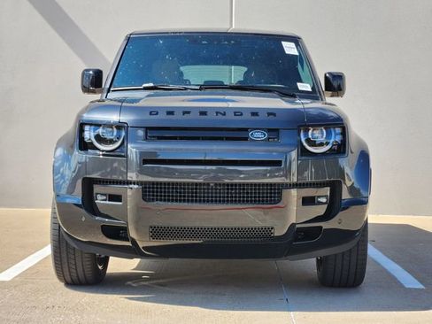 New 2026 Land Rover Defender 130 V8 AWD/4WD image 2