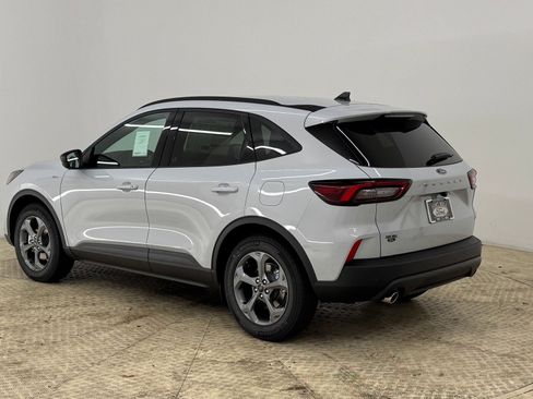 New 2026 Ford Escape ST-Line w/ Tech Pack #1 FWD image 3