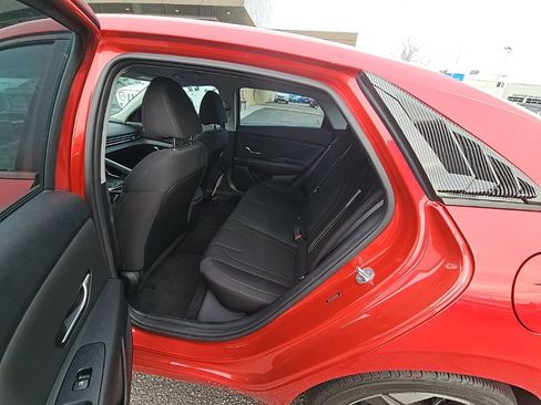 Certified 2023 Hyundai Elantra SEL w/ Convenience Package image 13