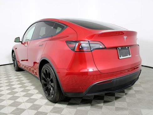 Used 2021 Tesla Model Y Long Range image 29